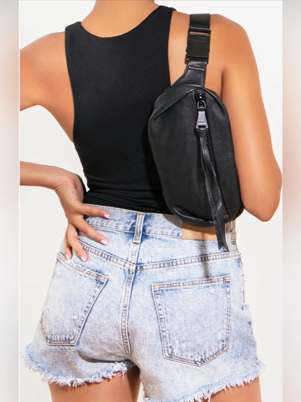 AIMEE Milan Leather Belt Bag - Picture 1 of 7